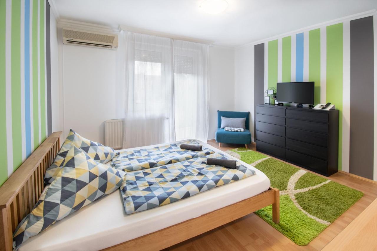 Lux Apartmanok Hajdúszoboszló Exterior foto